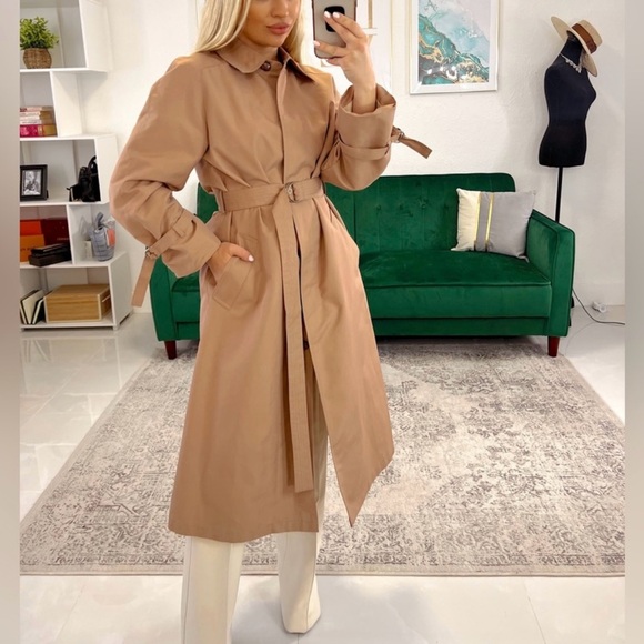 London Fog Beige Trench Coat - Picture 4 of 8